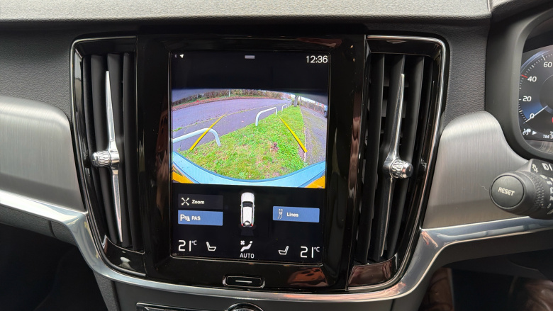 Volvo V90 2.0 T4 Momentum Plus 5dr Geartronic Petrol Estate